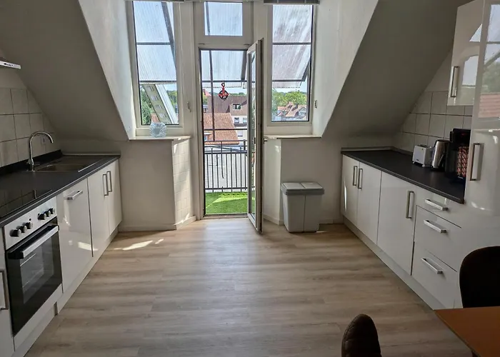 Historische Altbauwohnung Im Zentrum Von Detmold, Pauline